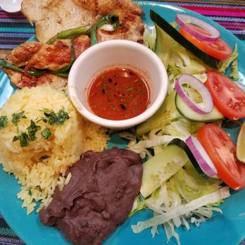 Antiguas café - You can bet I made a taco out of this chicken and vegetable assortment the black beans were perfect with the saffron rice - Cafes Near Me - San Rafael, California