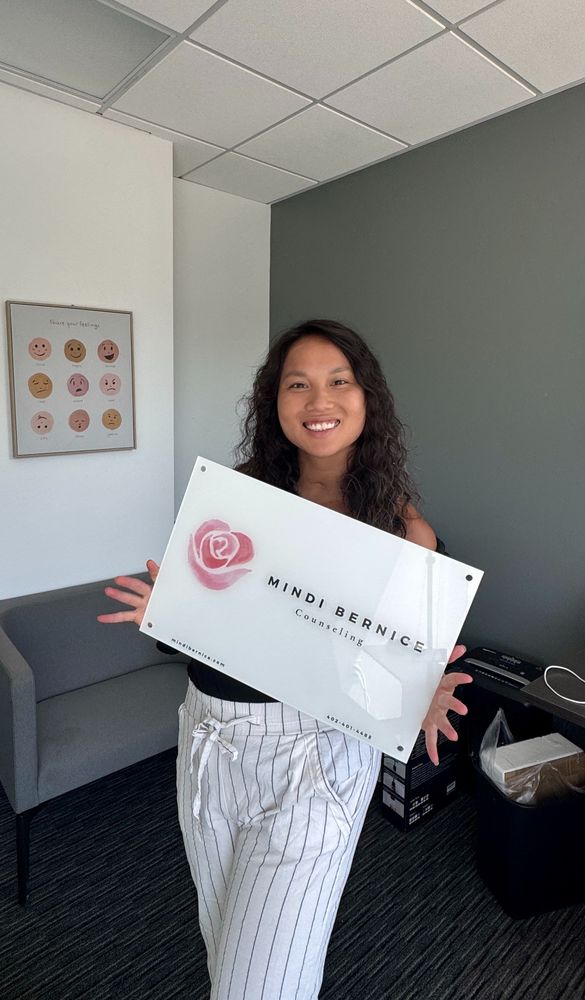 Mindi Bernice Counseling - grief counselor in Omaha, NE