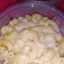 S & J Professional Caterers - Mac and cheese
