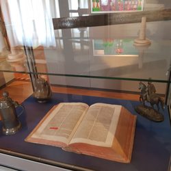 Museum im Schloss - Historisches Buch