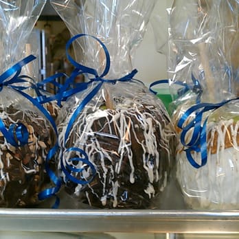 Pink Dozen - See??? These Fancy Caramel Apples are Sooo Pretty!!! - Donuts Near Me - Davis, California Pink Dozen - See??? These Fancy Caramel Apples are Sooo Pretty!!! - Donuts Near Me - Davis, California