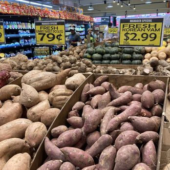 Food World - Grocery Near Me - Brooklyn, New York