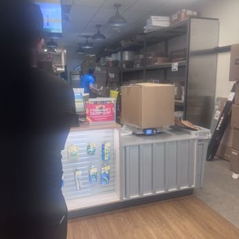 The UPS Store - Shipping Centers Near Me - Miami, Florida