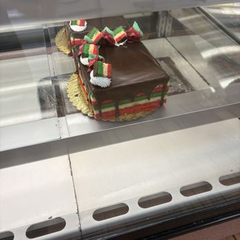 Renato's Pastry Shoppe - Bakeries Near Me - Staten Island, New York
