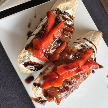 Vino Villa - Ricotta & bacon jam toast (It comes with 4 pieces.) - Wine Bars Near Me - Greenwood, Indiana Vino Villa - Ricotta & bacon jam toast (It comes with 4 pieces.) - Wine Bars Near Me - Greenwood, Indiana