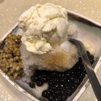 Meet Fresh - Added a scoop of ice cream because hey- it only cost $1 extra - Desserts Near Me - Irvine, California Meet Fresh - Added a scoop of ice cream because hey- it only cost $1 extra - Desserts Near Me - Irvine, California