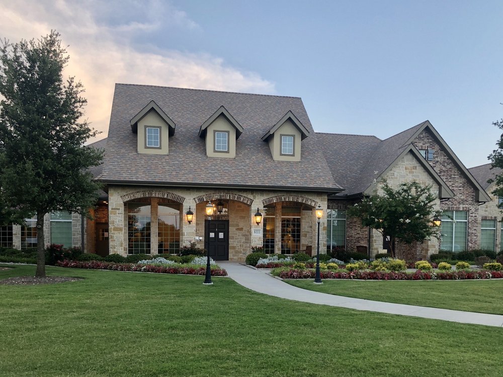 THE COTTAGES AT CHAPEL CREEK Updated October 2024 14 Photos 8111