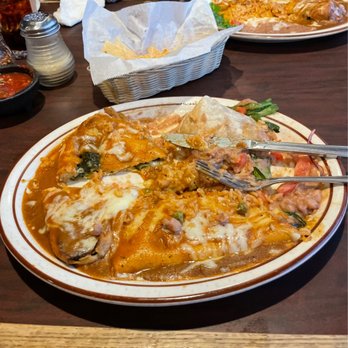 Martin's Restaurant - Dinner - Mexican Near Me - Cayucos, California