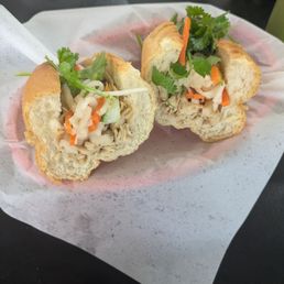 Chicken Bahn Mi