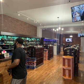 Eclectic Wine & Liquor - Insideeee - Beer, Wine & Spirits Near Me - Brooklyn, New York Eclectic Wine & Liquor - Insideeee - Beer, Wine & Spirits Near Me - Brooklyn, New York