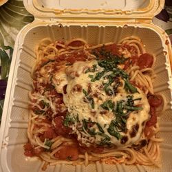 Peles Other Garden - Chicken Parmesan