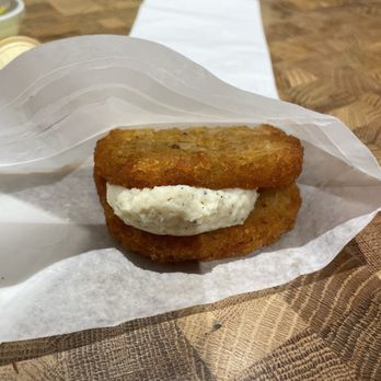 Egg Club - Coffee & Tea Near Me - Toronto, Ontario
