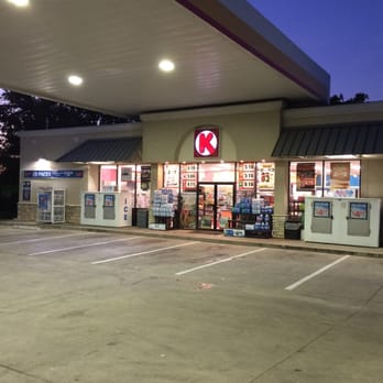 Shell - Very well lit at night. - Gas Stations Near Me - Austin, Texas