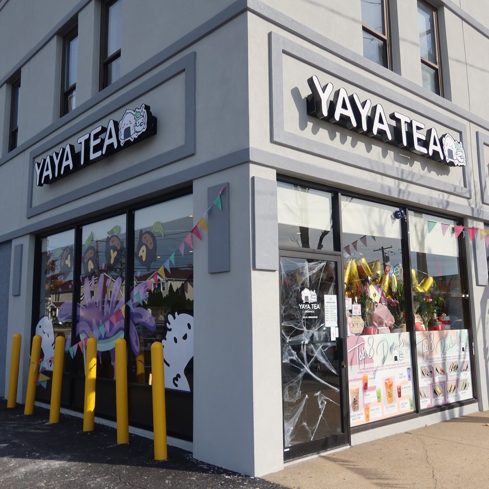 Yaya Tea - Hicksville - Outside of Yaya Tea - Bubble Tea Near Me - Hicksville, New York Yaya Tea - Hicksville - Outside of Yaya Tea - Bubble Tea Near Me - Hicksville, New York