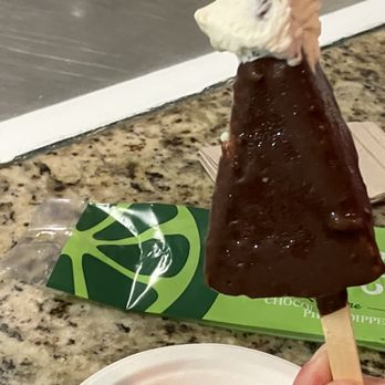 Key West Key Lime Pie Company - Desserts Near Me - Key West, Florida