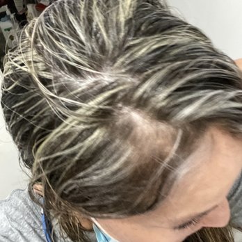 International Beauty Salon - Loss of hair from damage - Hair Salons Near Me - Miami, Florida International Beauty Salon - Loss of hair from damage - Hair Salons Near Me - Miami, Florida