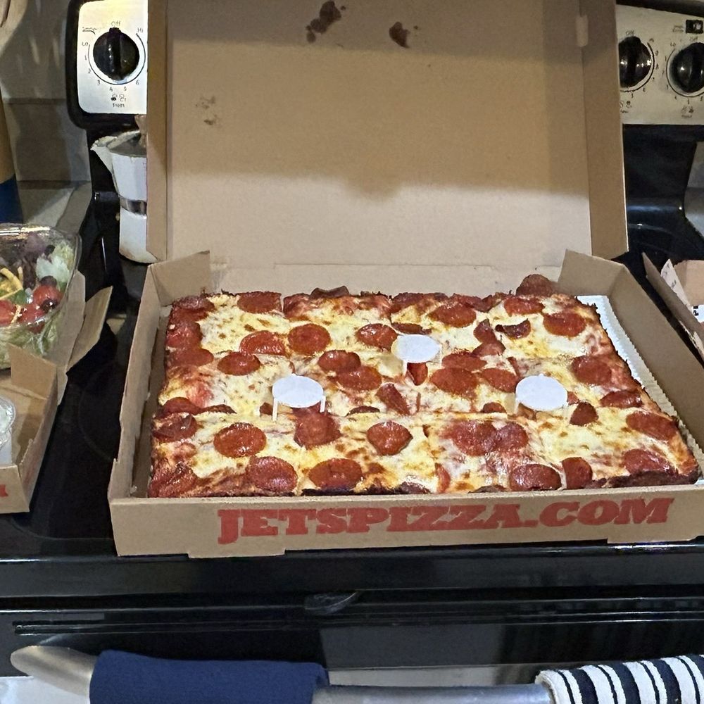 Jet's Pizza - Wings, pepperoni pizza and the dreaded salad - Pizza Near Me - Haslett, Michigan Jet's Pizza - Wings, pepperoni pizza and the dreaded salad - Pizza Near Me - Haslett, Michigan