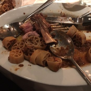 Carmine's - Italian Near Me - Chicago, Illinois