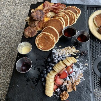 Redberry - Pancake board - Breakfast & Brunch Near Me - Troy, Ohio