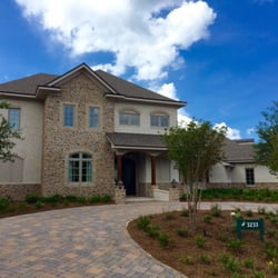 Prestige Pavers Of Bay - These are cobblestone pavers laid in a random pattern