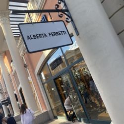 McArthurGlen Designer Outlet