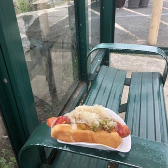 Hiram's Roadstand - You can have a hot dog while waiting for the bus to Manhattan - American Near Me - Fort Lee, New Jersey Hiram's Roadstand - You can have a hot dog while waiting for the bus to Manhattan - American Near Me - Fort Lee, New Jersey