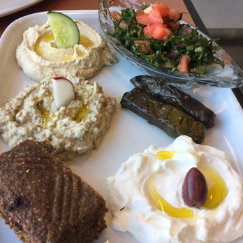 Daddy's Place - Appetizer platter - Mediterranean Near Me - Easton, Pennsylvania Daddy's Place - Appetizer platter - Mediterranean Near Me - Easton, Pennsylvania