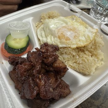 Kusina at Lumpia - Filipino Near Me - Sacramento, California Kusina at Lumpia - Filipino Near Me - Sacramento, California