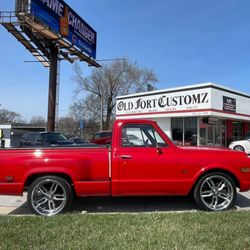 Old Fort Customz