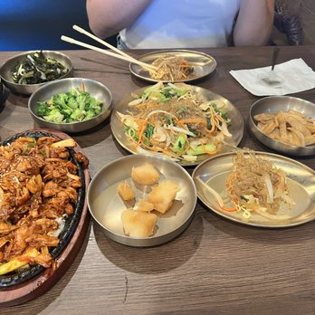 Maru Korean Bistro - Spicy Chicken, JapChae, and Banchan - Barbeque Near Me - Fairfield, California Maru Korean Bistro - Spicy Chicken, JapChae, and Banchan - Barbeque Near Me - Fairfield, California