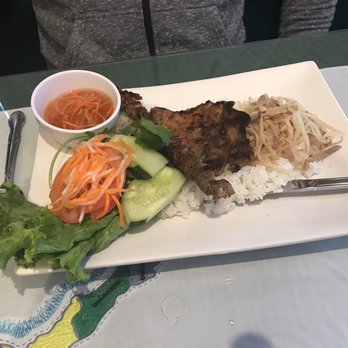 Lang Van - Chargrilled pork with broken rice - Vietnamese Near Me - Charlotte, North Carolina Lang Van - Chargrilled pork with broken rice - Vietnamese Near Me - Charlotte, North Carolina