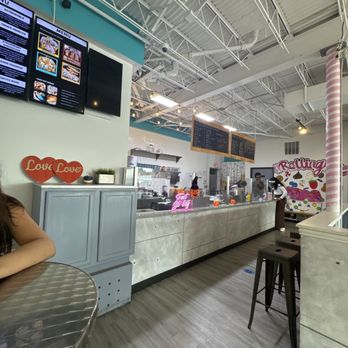 Rolling Ice - Ice Cream & Frozen Yogurt Near Me - Arlington, Texas