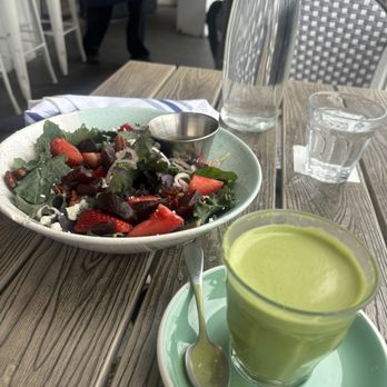 Bluestone Lane Manhattan Beach Café - Matcha Latte , Beets & Berry Kale Salad - Coffee & Tea Near Me - Manhattan Beach, California Bluestone Lane Manhattan Beach Café - Matcha Latte , Beets & Berry Kale Salad - Coffee & Tea Near Me - Manhattan Beach, California