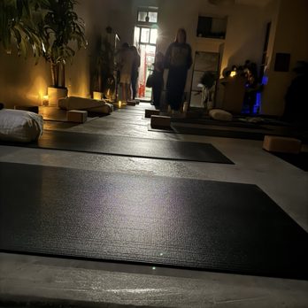 Yoga Space - Williamsburg - Studio - Yoga Near Me - Brooklyn, New York Yoga Space - Williamsburg - Studio - Yoga Near Me - Brooklyn, New York