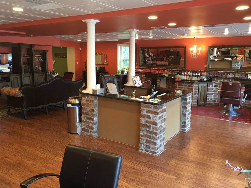 CUTTING EDGE SALON 1330 N New St, Bethlehem, Pennsylvania Hair