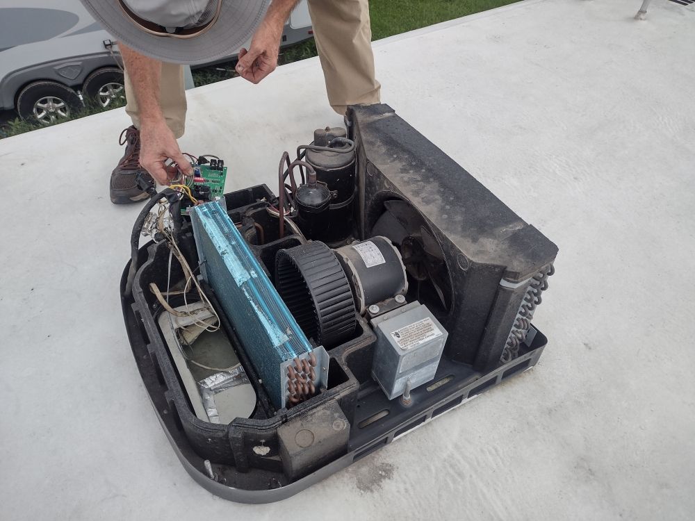 Slide of Professional Mobile RV Service