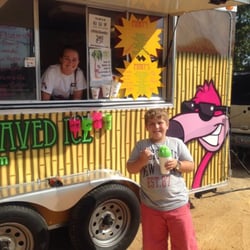 Pinky's Shaved Ice - All ages LOVE Pinky's!!
