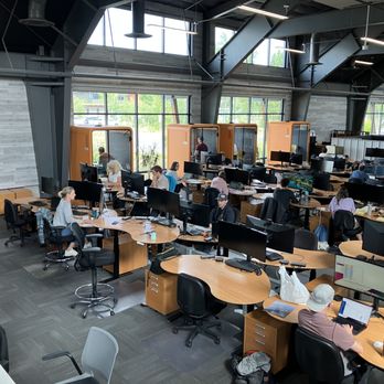 Lift Wellness Workspace - Open space equipped with adjustable desks, massive HD displays, and phonebooths. - Shared Office Spaces Near Me - Truckee, California Lift Wellness Workspace - Open space equipped with adjustable desks, massive HD displays, and phonebooths. - Shared Office Spaces Near Me - Truckee, California