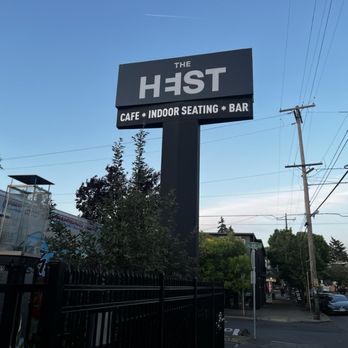 The Heist - Outside Signage - Food Court Near Me - Portland, Oregon