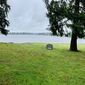 Lake Meridian Park - Lakes Near Me - Kent, Washington