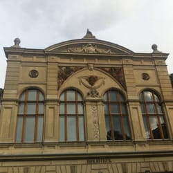 Bibliothek am Luisenbad