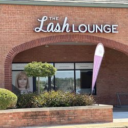 The Lash Lounge - Storefront