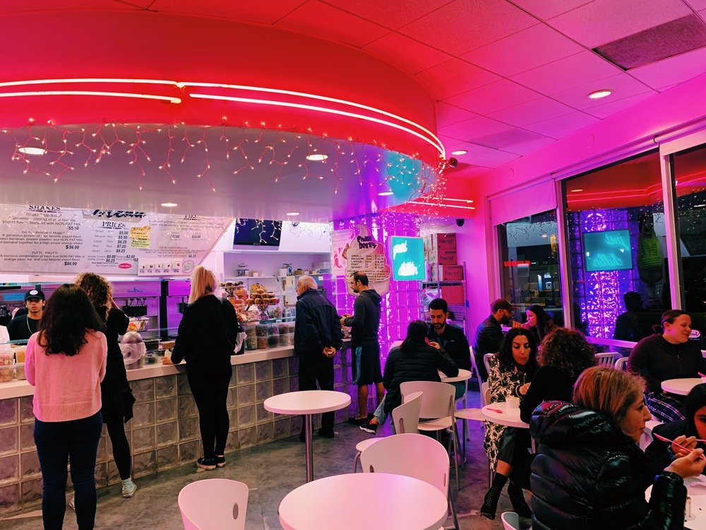 THE BIGG CHILL FROZEN YOGURT 475 Photos & 826 Reviews 10850 W