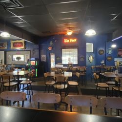 The ‘Vous Pub - Bar life