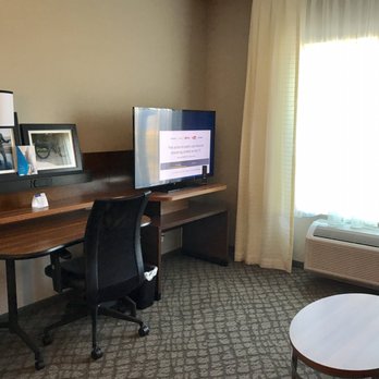 Fairfield by Marriott Inn & Suites Lubbock Southwest - King room - Hotels Near Me - Lubbock, Texas