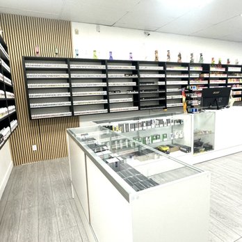 alpha vape and smoke photos ALPHA VAPES - Updated March 2026 Choose Flavor:(Pop Up）Grape Vuse Go Senza Nicotina Dessert