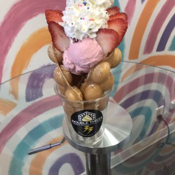 Double Three - Original, strawberry ice cream, fresh strawberries, whipped cream and sprinkles. - Ice Cream & Frozen Yogurt Near Me - Honolulu, Hawaii