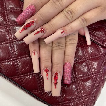 Cal Nails - Nails done by Wendy. - Nail Salons Near Me - Fontana, California