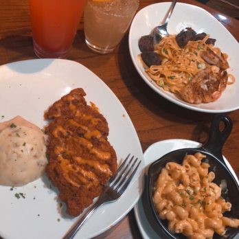 Outback Steakhouse - Mac and cheese as the side, blooming fried chicken, and kingsland steak & shrimp pasta . Drinks are strawberry lemonade and top shelf 'rita. - Steakhouses Near Me - Northridge, California Outback Steakhouse - Mac and cheese as the side, blooming fried chicken, and kingsland steak & shrimp pasta . Drinks are strawberry lemonade and top shelf 'rita. - Steakhouses Near Me - Northridge, California