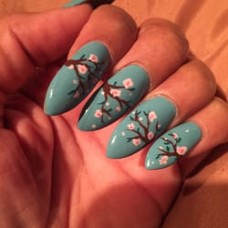 Sarah Nails - Spring Flowers